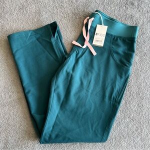 NWT Figs Caribbean Blue Kade cargo scrub pants Medium